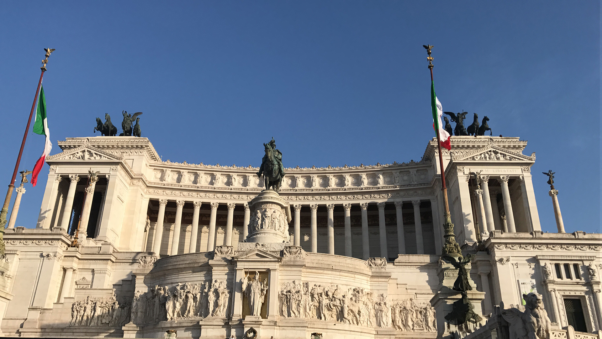 Altar Of The Fatherland Essence Of Rome Expert Tour Guide   IMG 1288 